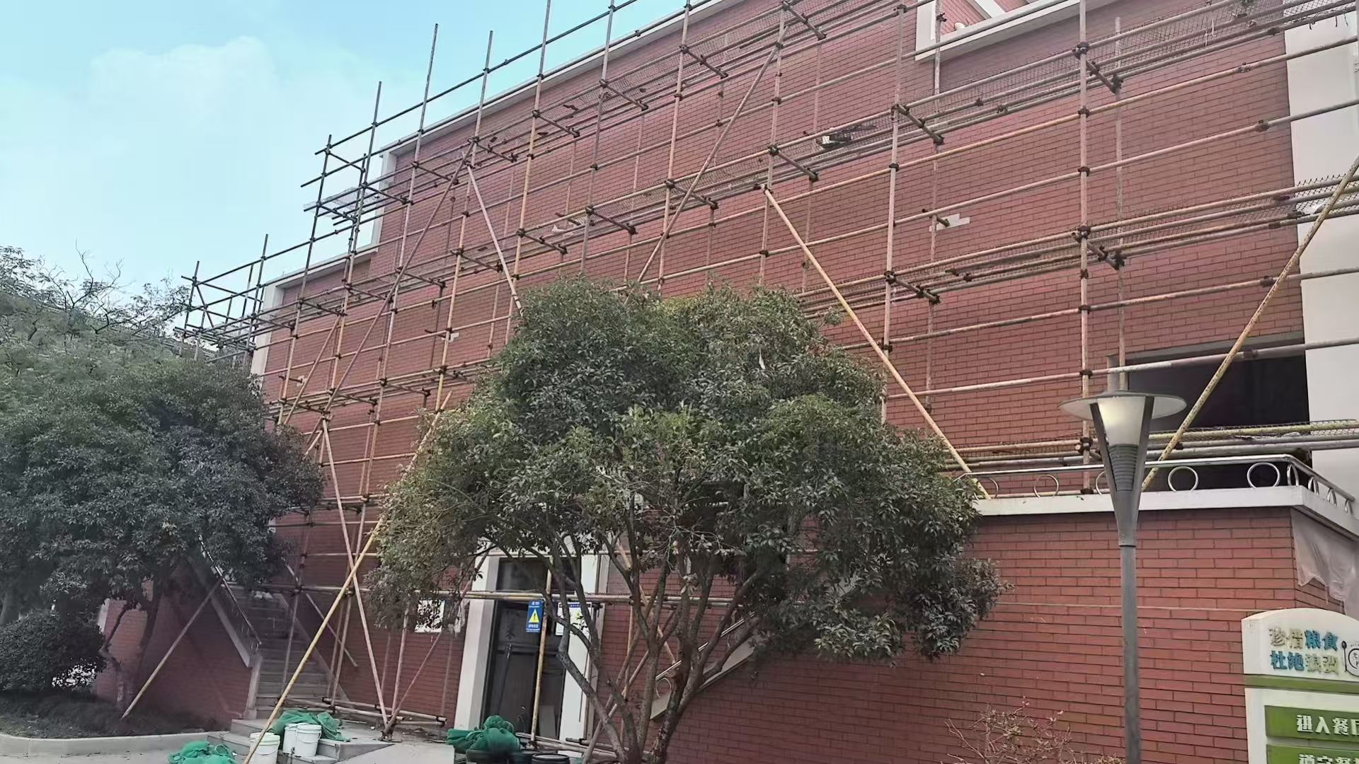 软瓷外墙实景应用，让建筑立面更轻、更耐久